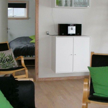 6 Person Holiday Home In Gudhjem Esterno foto